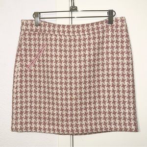 Women’s pink houndstooth print tweed mini skirt - size 4